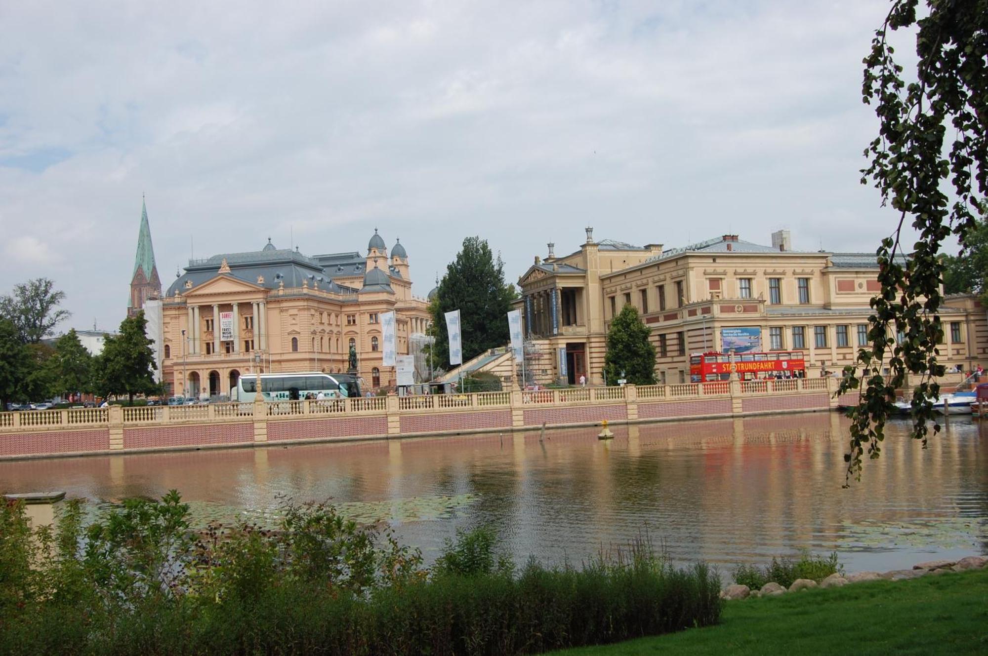 Biohotel Amadeus Schwerin  Extérieur photo
